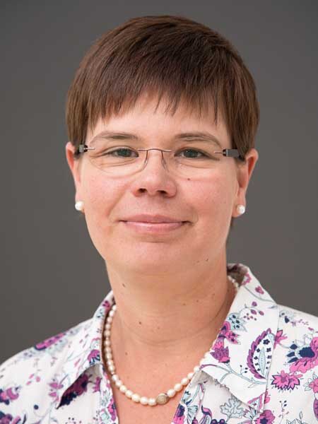 Portraitbild Pfarrerin Binder