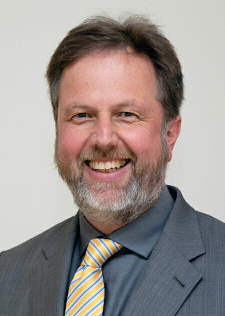 kirchenkreis-hanau-dekan-martin-lueckhoff Portraitbild von Dekan Dr. Martin Lückhoff